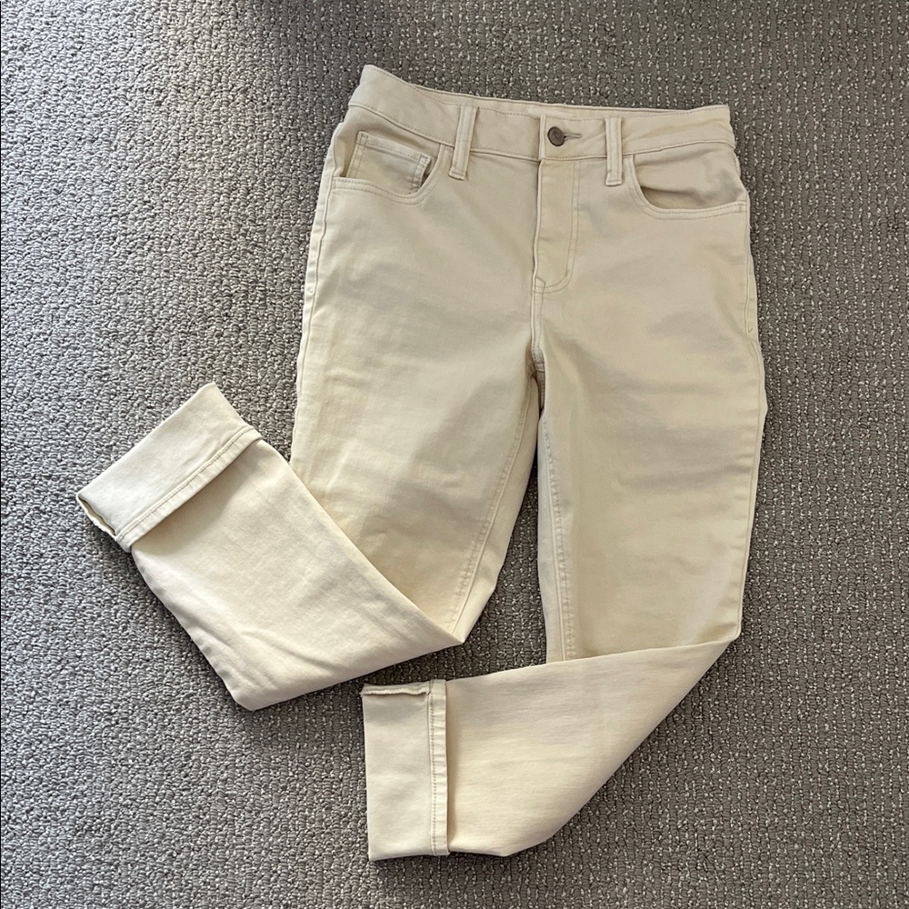 LIKE NEW Maurice’s High-Rise Slim Straight Ankle Jeans